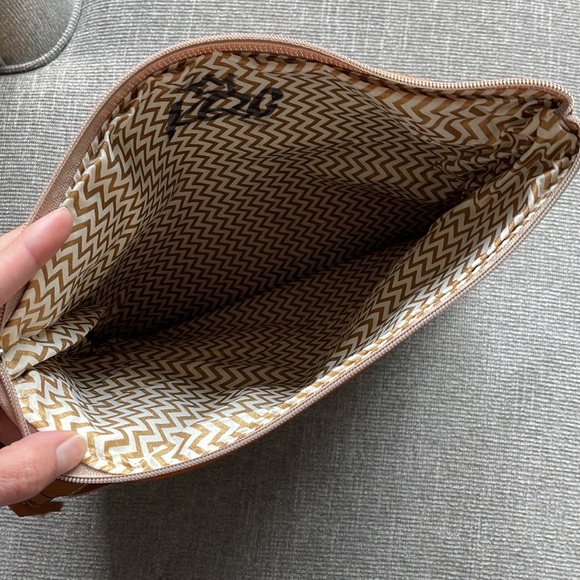 Tan leather clutch purse NWOT - Picture 5 of 6
